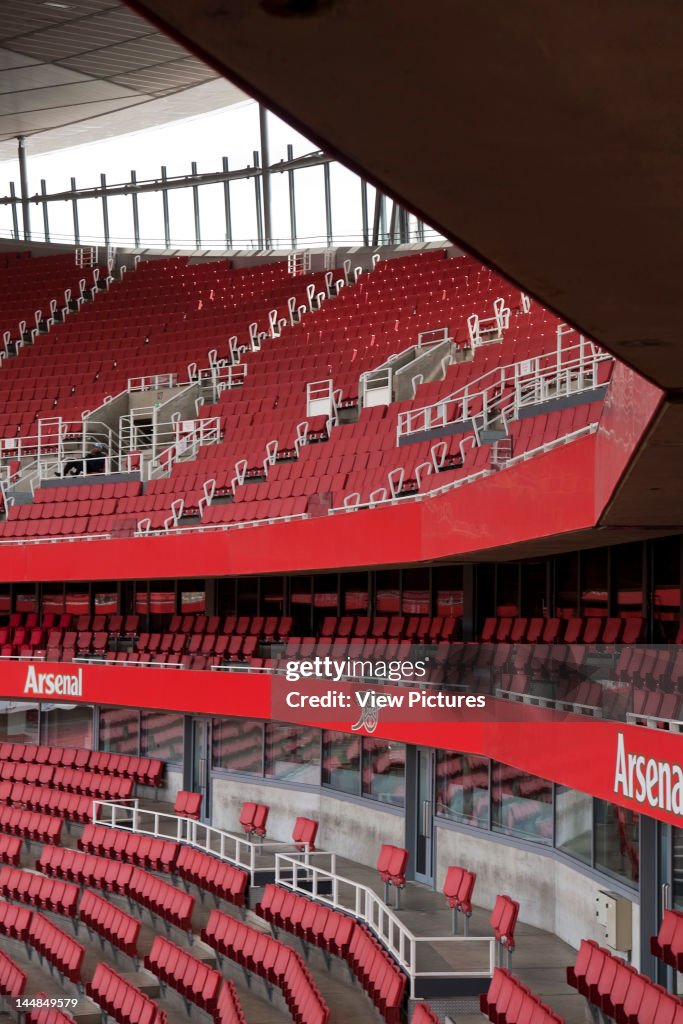 Emirates Stadium, Hornsey Road, London, N5, United Kingdom Architect:  Hok Sport 2006 Emirates Stadium, Hok Sport, London, 2006, View Of Stands