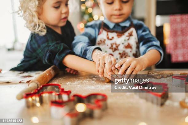 es riecht nach weihnachten! - backen stock-fotos und bilder