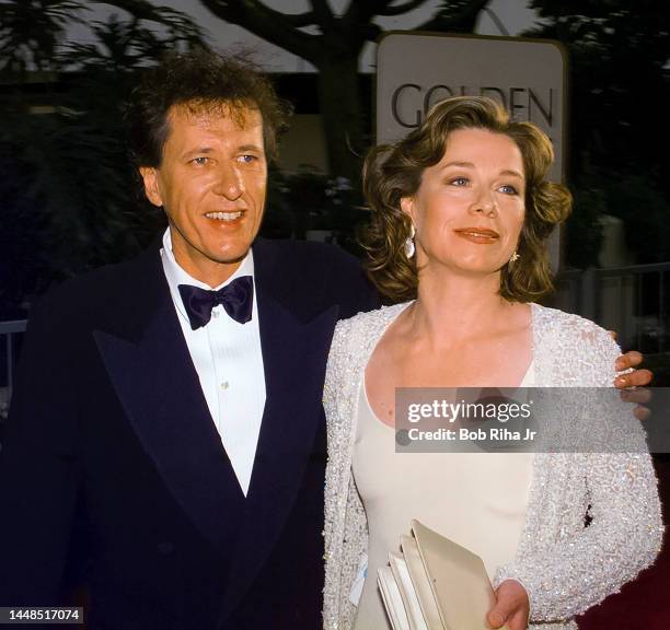 Actor Geoffrey Rush and wife Jane Menelaus arrive during 1997 Golden Globe Awards, January 19, 1997 in Beverly Hills, California