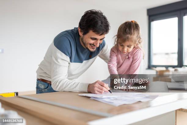 home renovation with family - family business generations imagens e fotografias de stock