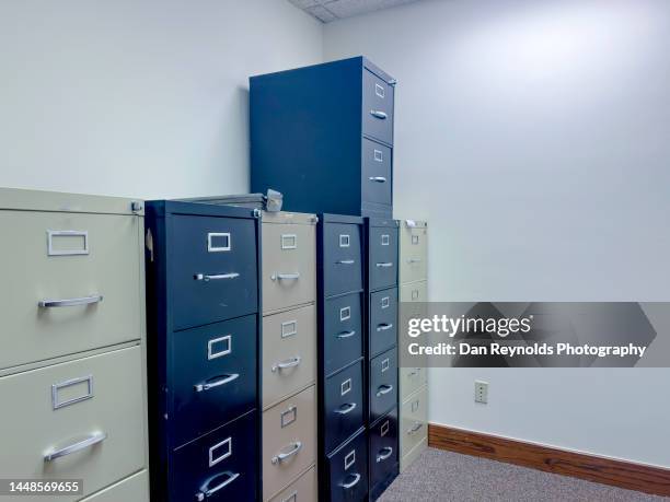 file cabinets - file cabinet stock-fotos und bilder