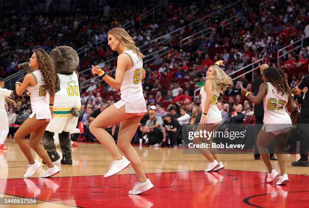 Houston Rockets Dance 624 Houston Rockets Power Dancers Photos & High Res Pictures - Getty Images