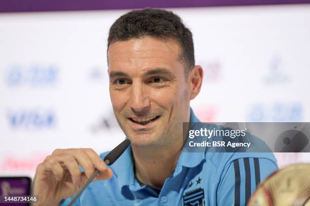 Coach Lionel Scaloni of Argentina speaks during the Argentina Press Conference at Main Media Center on December 12, 2022 in Doha, Qatar.