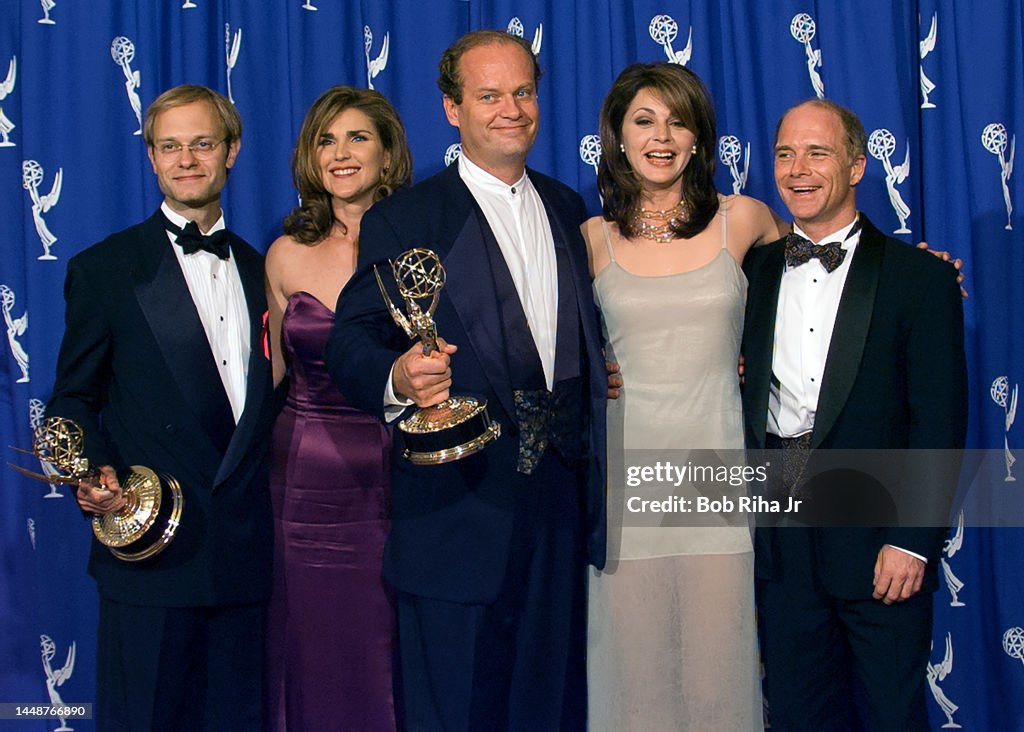 Winners Kelsey Grammer and David Hyde Pierce with 'Frasier' Cast