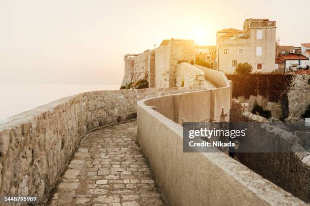 dubrovnik city walls, croatia - castle wall bildbanksfoton och bilder