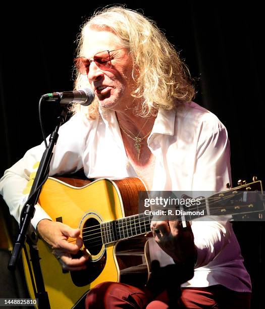Singer Ed Roland 2,581 Tj House Photos & High Res Pictures - Getty Images