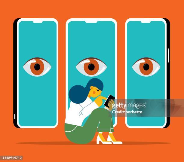 stockillustraties, clipart, cartoons en iconen met spying smart phone - spyware