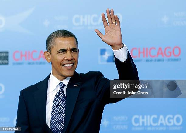 President Barack Obama arrives at the NATO summit at McCormick Place on May 20, 2012 in Chicago, Illinois. As sixty heads of state converge for the...