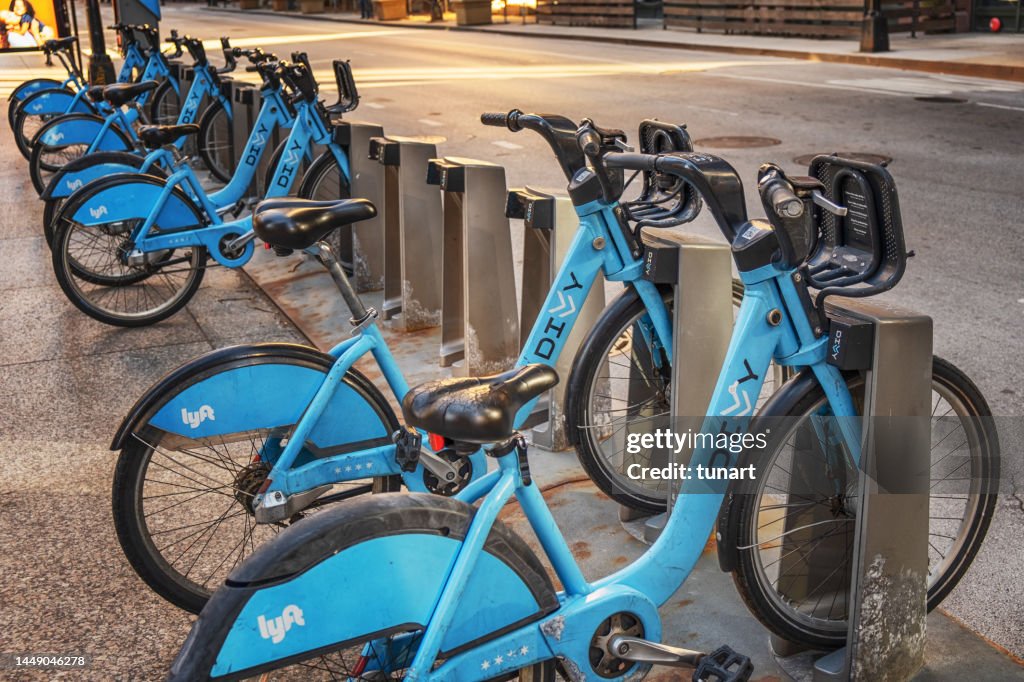 Divvy, Chicago's Official Bike Share System