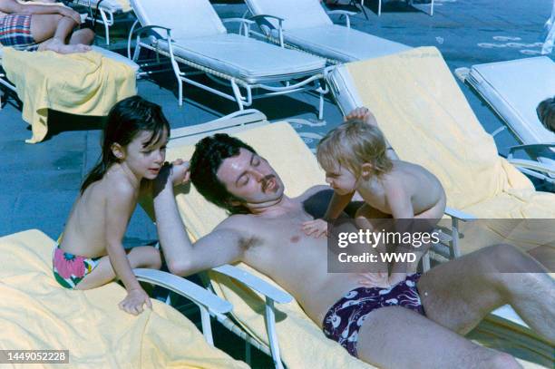 Paul McCartney , with daughters Mary and Stella visit the Beverly Hills Hotel during Oscar weekend in April 1974.