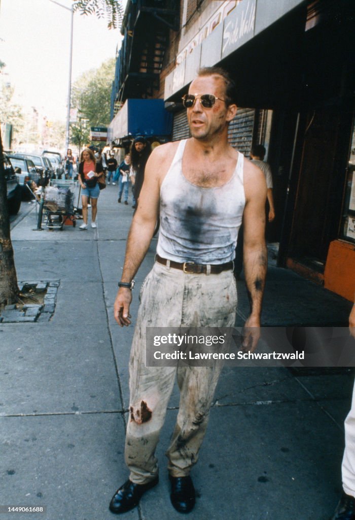 On the set of "Die Hard III"