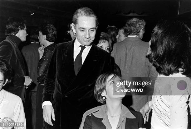 Kenneth Jay Lane , Nicola Weymouth , and Gail Lumet attend a fundraiser at the El Corso nightclub in New York City on May 1, 1975.