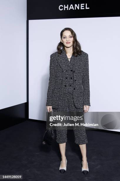 Marion Cotillard attends "Le Grand Numero De Chanel" - Fragance Show at Grand Palais Ephemere on December 13, 2022 in Paris, France.