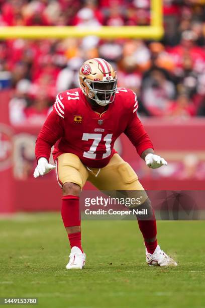 Trent Williams of the San Francisco 49ers defends against the Tampa Bay Buccaneers at Levi's Stadium on December 11, 2022 in Santa Clara, California.