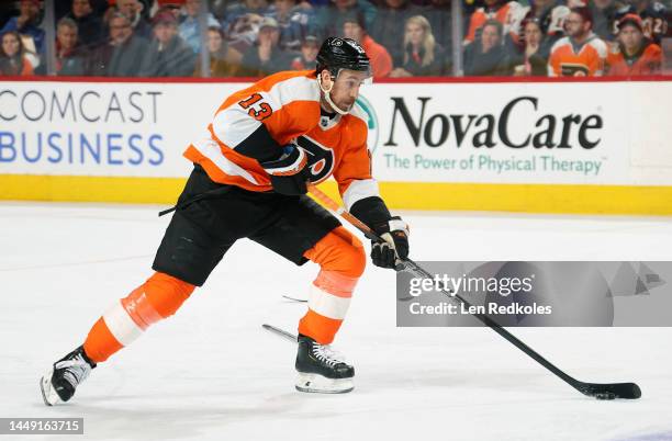 Kevin Hayes of the Philadelphia Flyers skates the puck against the Colorado Avalanche at the Wells Fargo Center on December 5, 2022 in Philadelphia,...