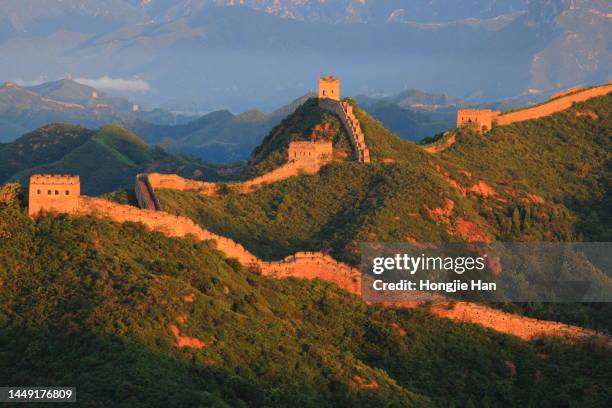 remains of the ancient great wall in hebei province, china - great wall china stockfoto's en -beelden