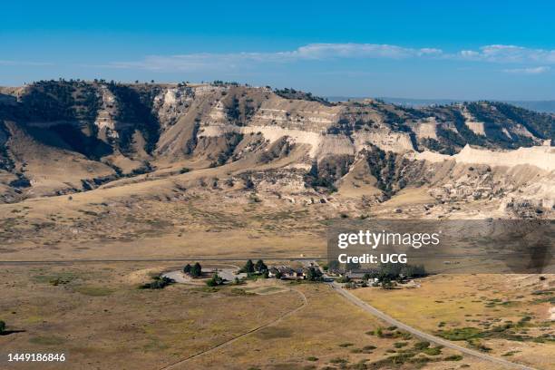 Flat-lying rocks of the Oligocene White River Group and overlying Oligocene-Miocene Arikaree Group form the South Bluffs section of Scotts Bluff...