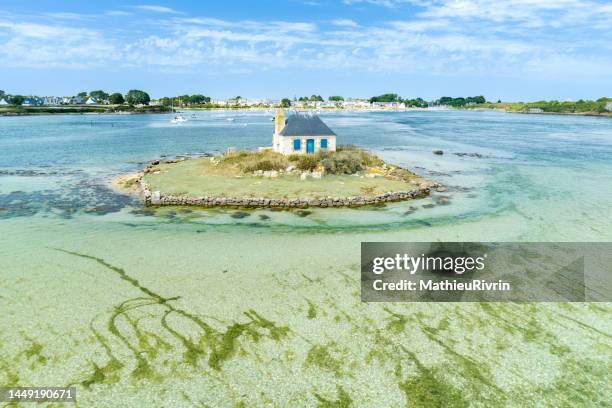 france from the sky, bretagne, ilot du nohig - cay insel stock-fotos und bilder