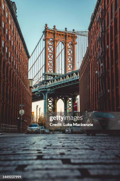 dumbo, brooklyn, new york - dumbo brooklyn fotografías e imágenes de stock