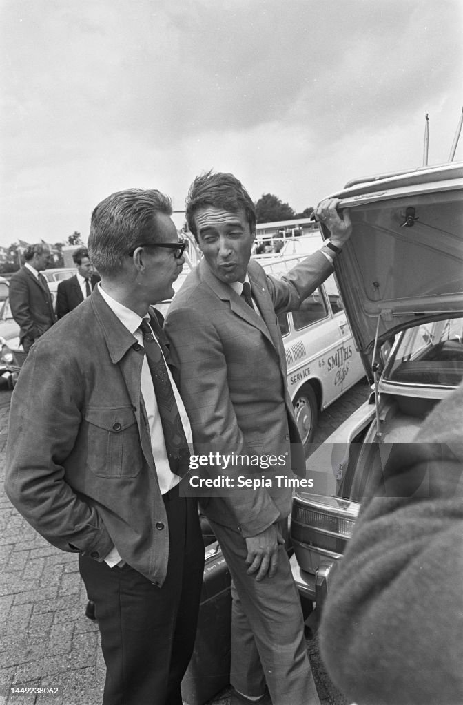 Dutch Tour de France team left Breda for Vittel. Number 29 Jan Janssen and Ab Geldermans