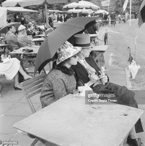 Ascot in Amsterdams Bos , July 1 CONCURSES, STUDENTS, The Netherlands, 20th century press agency photo, news to remember, documentary, historic...