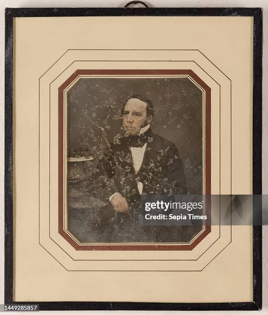 Wilhelm Breuning, man, daguerreotype, image size: height: 7.00 cm; width: 5.80 cm, verso: in black ink: D. P. 418, photographer's sticker: Atelier...