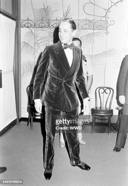 Kenneth Jay Lane attends a party at Le Poulailler in New York City on May 24, 1976.