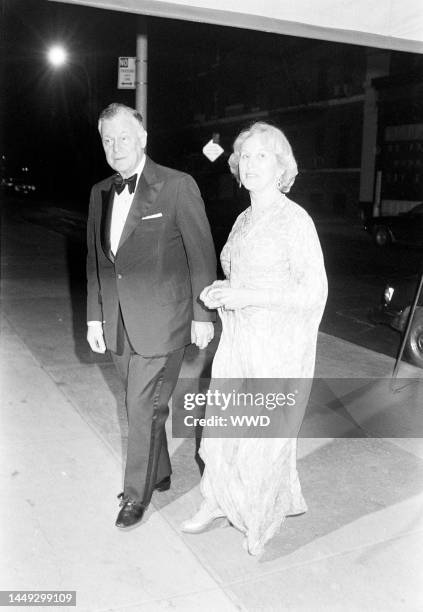 Joseph Lauder and Estee Lauder attend a party at Le Poulailler in New York City on May 24, 1976.