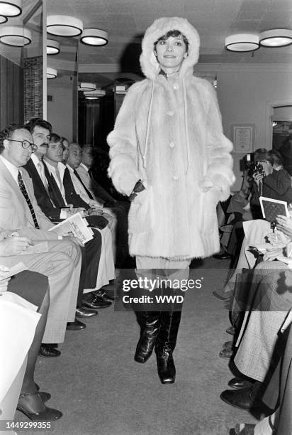 Cathee Cathee Photos and Premium High Res Pictures - Getty Images