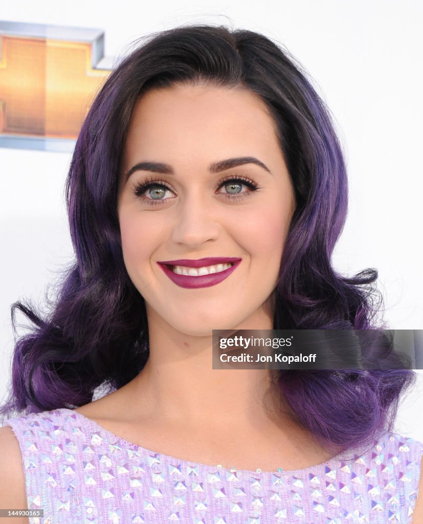 2012 Billboard Music Awards - Arrivals