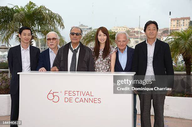 Actors Ryo Kase, Tadashi Okuno, director Abbas Kiarostami and Rin Takanashi pose at the "Like Someone In Love" Photocall during the 65th Annual...