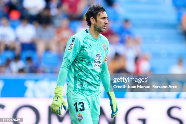 Diego Lopez of Espanyol reacts during the La Liga Santader match between Deportivo Alaves and RCD Espanyol at Estadio de Mendizorroza on May 11, 2022...