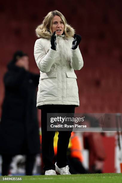 Lyon Head Coach Sonia Bompastor encourages her team during of the UEFA Women's Champions League group C match between Arsenal and Olympique Lyon at...