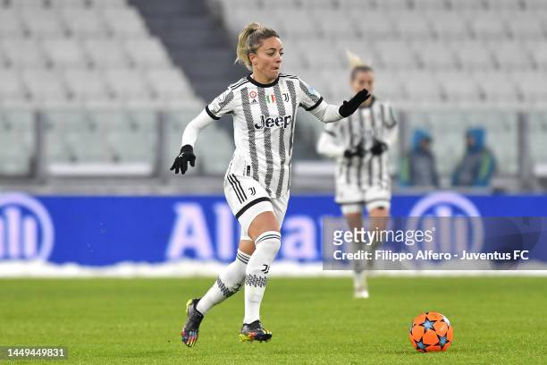 Martina Rosucci of Juventus Women runs with the ball during the UEFA Women's Champions League group C match between Juventus and FC Zürich at Allianz...