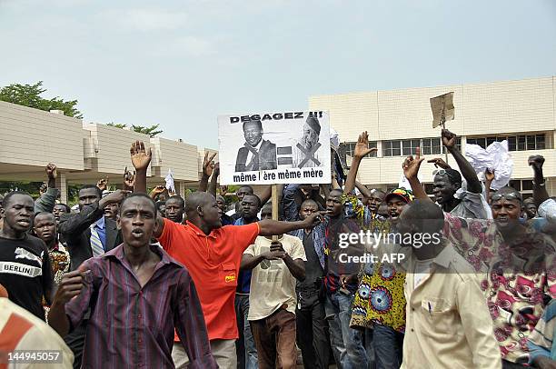 Some of thousands of Malians protest on May 21, 2012 in Bamaka against a transition deal giving coup leader Amadou Sanogo the status of a former head...