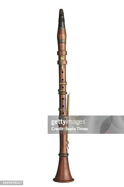 Grenser & Wiesner, clarinet in Bb, wood, total: length: 665 mm, stamp engraving: on upper and lower piece: Bb. GRESNER, & WIESNER, DRESDEN, over it...