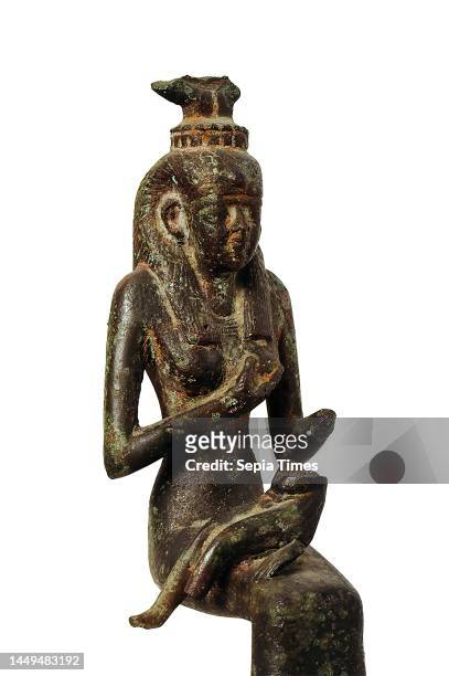 Statuette of the goddess Isis with the Horus Boy, bronze, cast, bronze, Total: Height: 22.5 cm ; Height: 20.5 cm; Width: 6.3 cm; Depth: 10 cm,...