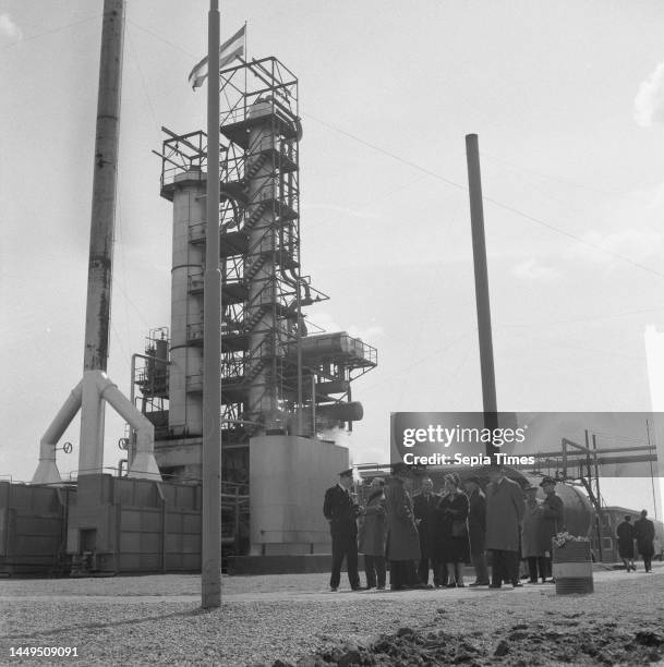 Order Smid en Hollander N.V. Asphalt and chemical factories, April 12 ASFALT, FABRICS, The Netherlands, 20th century press agency photo, news to...