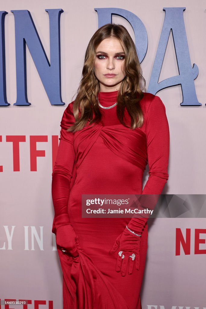 https://media.gettyimages.com/id/1449510293/photo/emily-in-paris-french-consulate-red-carpet.jpg?s=1024x1024&w=gi&k=20&c=c-tONCzx4m7umC_Hr3ZhjyIvun7MhcdNyenfUUI_i9I=