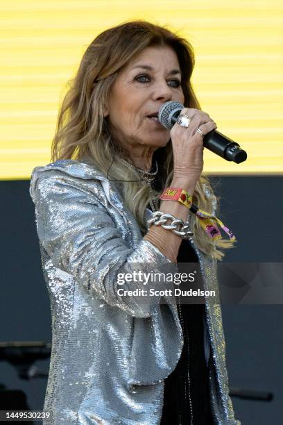 Jeanette Singer Photos and Premium High Res Pictures - Getty Images