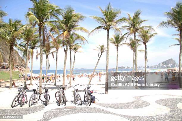 People, Tourists, Leme Beach, 2016; Leme; Rio de Janeiro, Brazil.