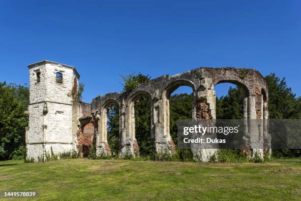 England, Hampshire, Basingstoke, Ruins of The Holy Trinity Chapel in The Holy Ghost Cemetery.