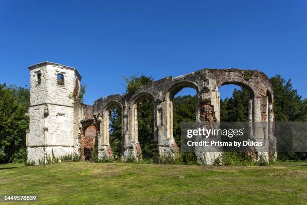 England, Hampshire, Basingstoke, Ruins of The Holy Trinity Chapel in The Holy Ghost Cemetery.