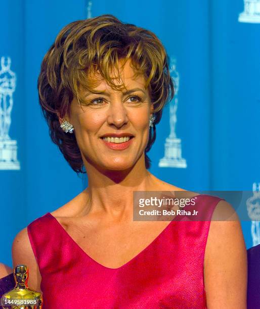 Christine Lahti at Academy Awards, March 25, 1996 in Los Angeles, California.
