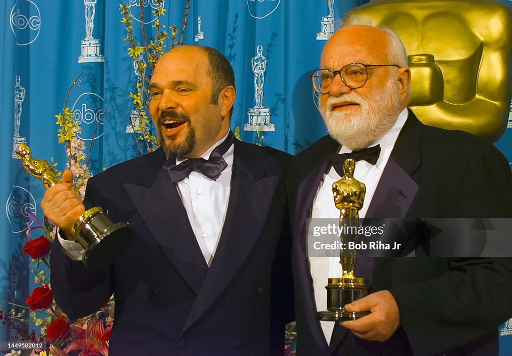 Anthony Minghella and Saul Zaentz at Academy Awards