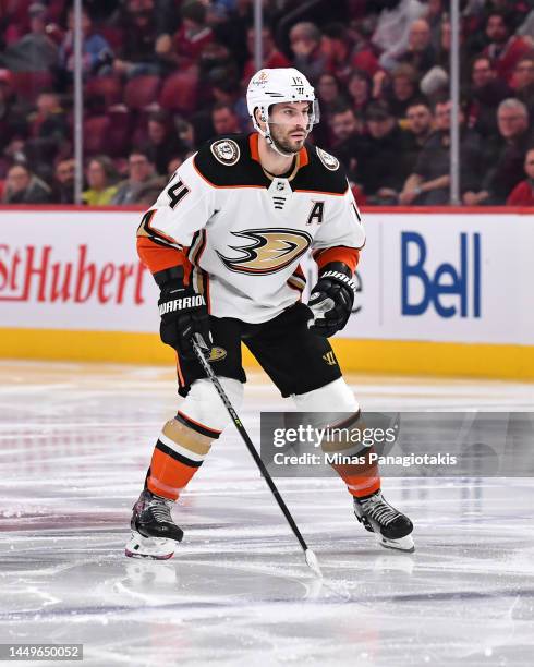 Adam Henrique of the Anaheim Ducks skates against the Montreal Canadiens during the third period at Centre Bell on December 15, 2022 in Montreal,...