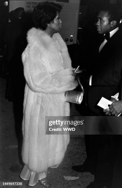 Lola Falana and Ben Vereen attend a party at the Miramar Hotel in Los Angeles, California, on January 31, 1977.