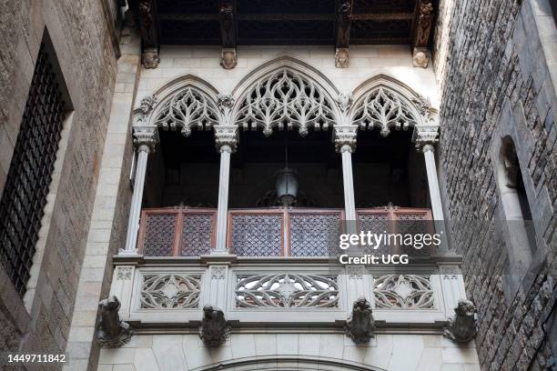 Arc-bridge of The Bisbe. Carrer Del Bispe. Gothic Quarter. Barcelona. Catalonia. Spain. Europe Arco-ponte Gotico Del Vescovo. Carrer Del Bispe....