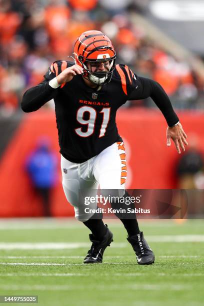 Trey Hendrickson of the Cincinnati Bengals rushes the quarterback during an NFL football game against the Cleveland Browns at Paycor Stadium on...