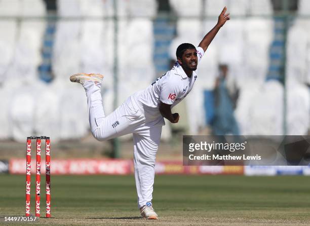 Rehan Ahmed of England bowls during day one of the Third Test match between Pakistan and England at Karachi National Stadium on December 17, 2022 in...